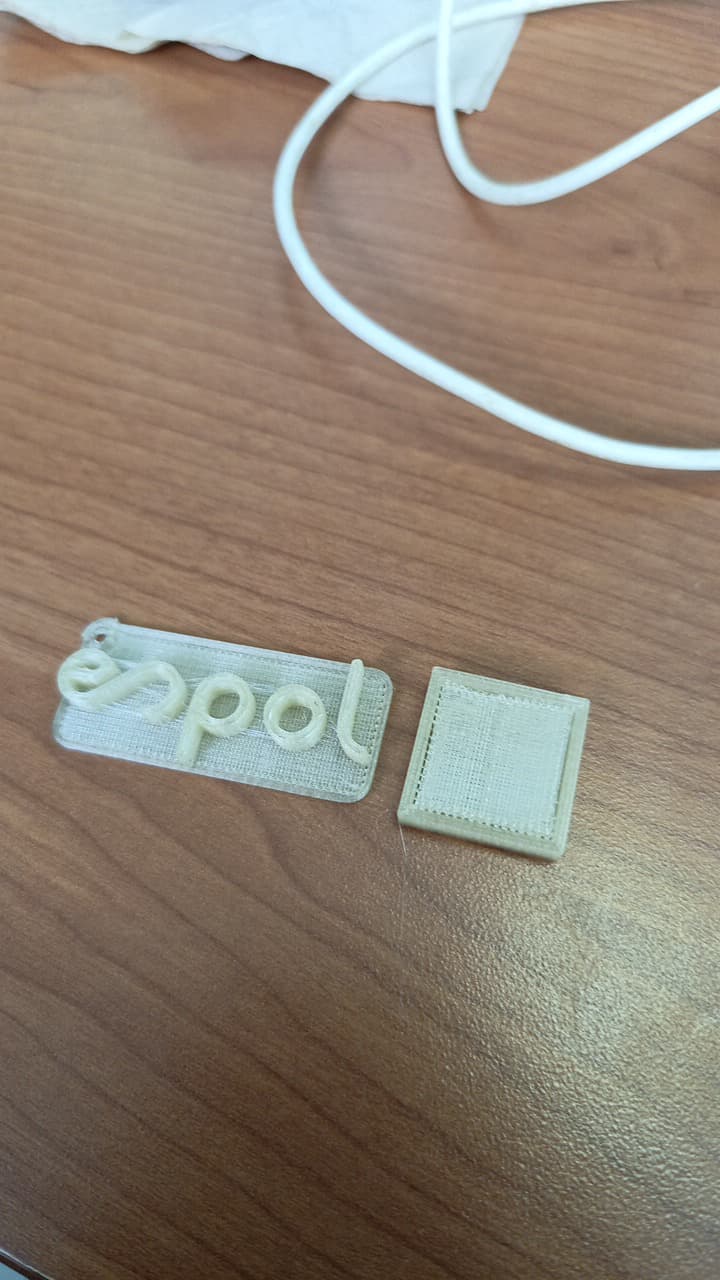 Pieza impresa con PET reciclado